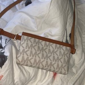 Michael Kors phanny pack!